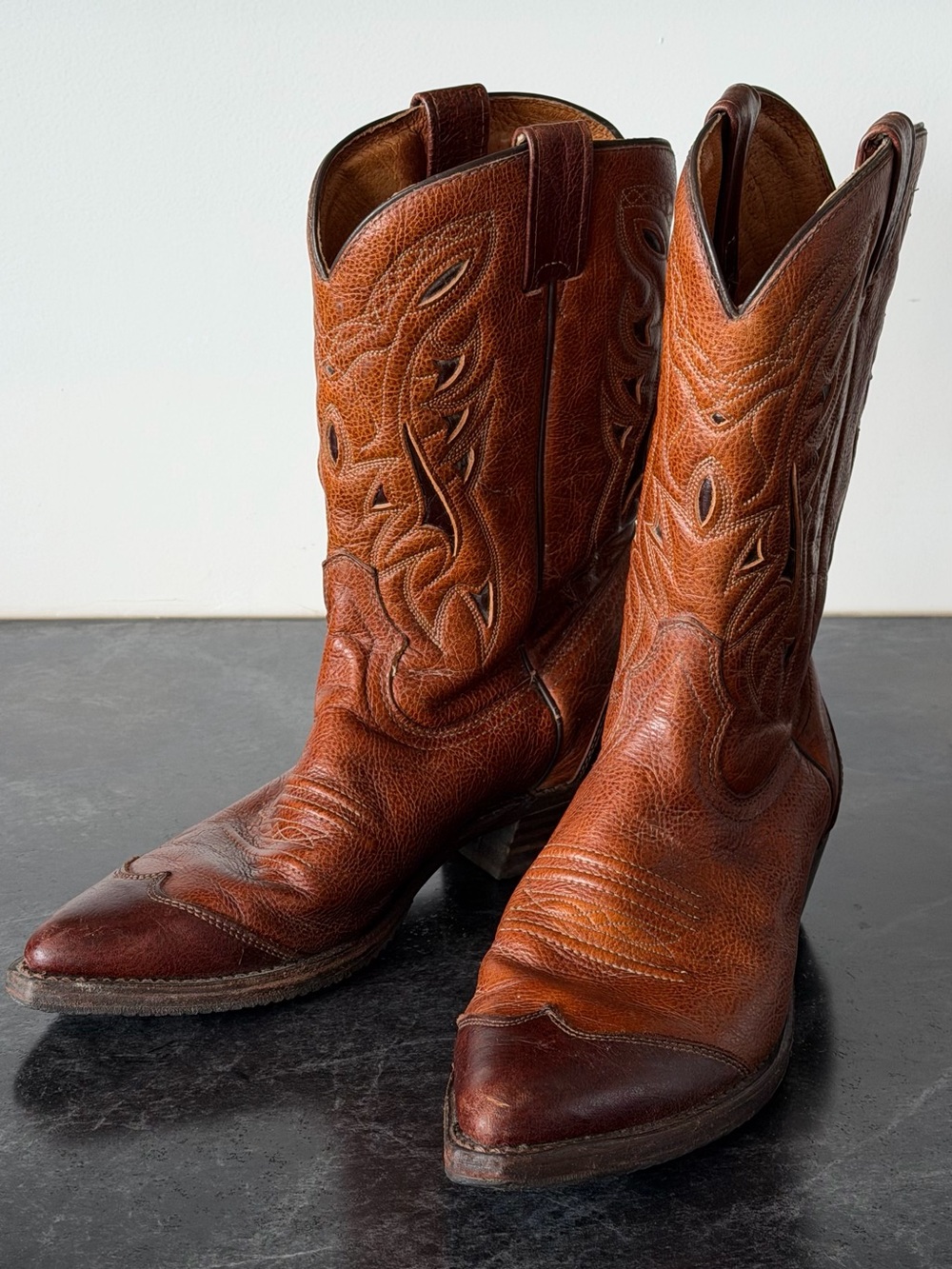 Classic Western Leather Cowboy Boots - Brown